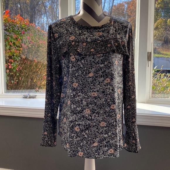 Ann Taylor Loft top - Picture 1 of 4